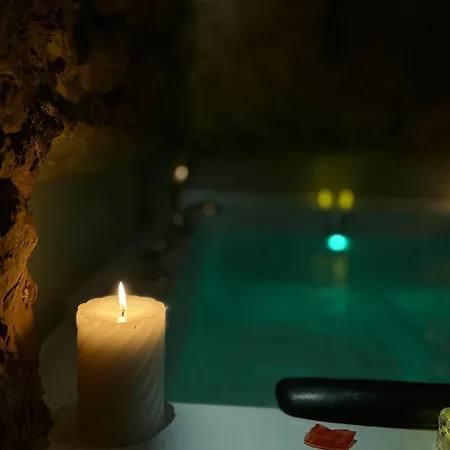 Wellness Paradise Mit Whirlpool * 波鸿