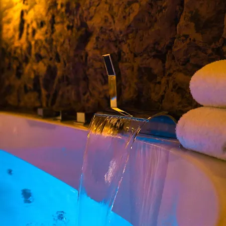 Wellness Paradise Mit Whirlpool アパート *