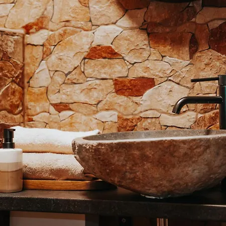 Wellness Paradise Mit Whirlpool ボーフム