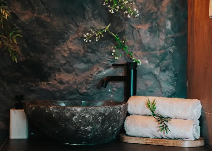 Wellness Paradise Mit Whirlpool Bochum